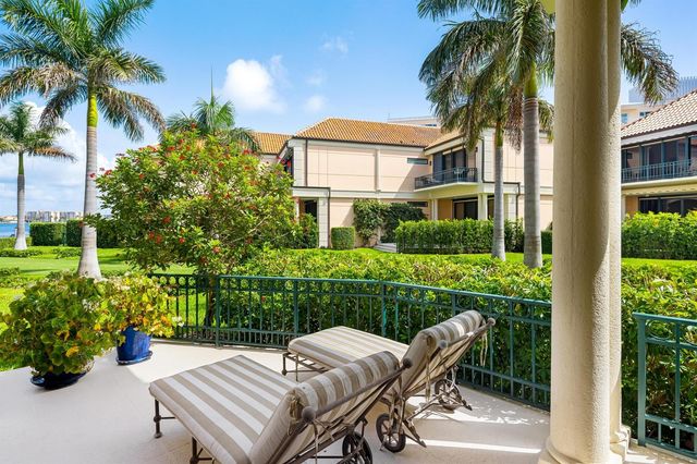 307 Everglade Avenue, Palm Beach, FL 33480