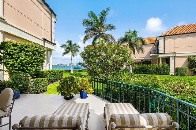307 Everglade Avenue, Palm Beach, FL 33480