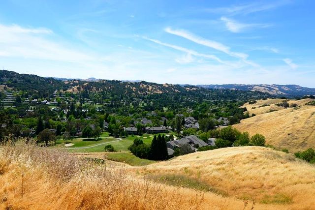 1708 Oakmont Dr 1, Walnut Creek, CA 94595