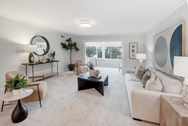 1708 Oakmont Dr 1, Walnut Creek, CA 94595