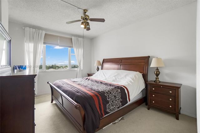 4330 Hillcrest Dr 1017 1017, Hollywood, FL 33021