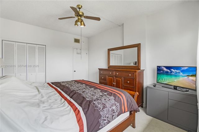 4330 Hillcrest Dr 1017 1017, Hollywood, FL 33021