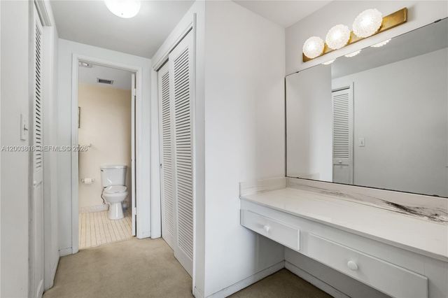 4330 Hillcrest Dr 1017 1017, Hollywood, FL 33021