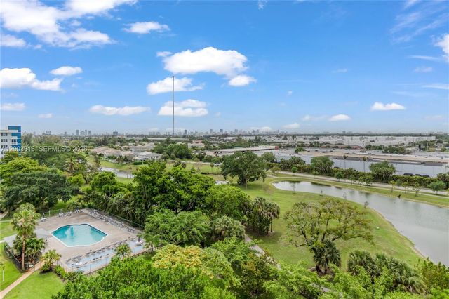 4330 Hillcrest Dr 1017 1017, Hollywood, FL 33021