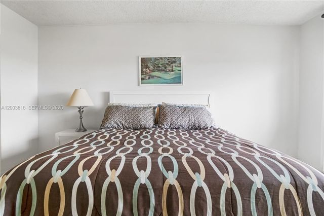 4330 Hillcrest Dr 1017 1017, Hollywood, FL 33021