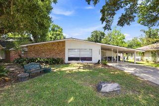 1005 Cherryhill Street, Lake Charles, LA 70607
