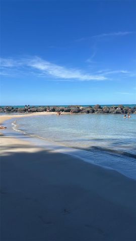 3409 AVE. ISLA VERDE 501, Carolina, PR 00979