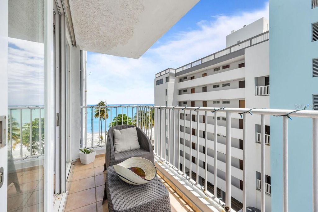 Image 10 of property listing at 3409 AVE. ISLA VERDE 501, Carolina, PR 00979