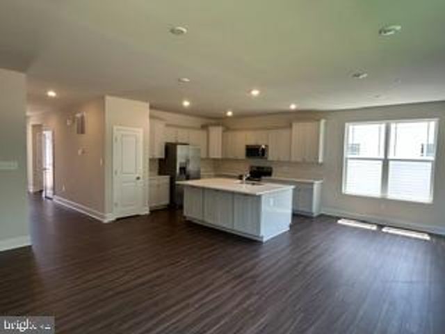 10131 SHENANDOAH LN, White Plains, MD 20695