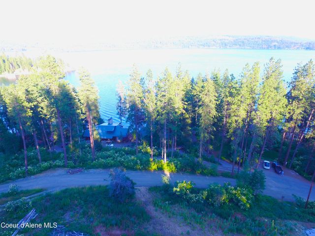 1753 W Valhalla Rd, Coeur d'Alene, ID 83814 property photo