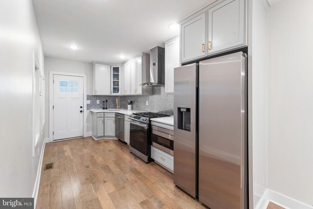 1011 E BIDDLE ST, Baltimore, MD 21202