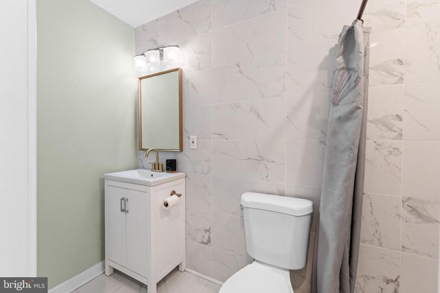 1011 E BIDDLE ST, Baltimore, MD 21202