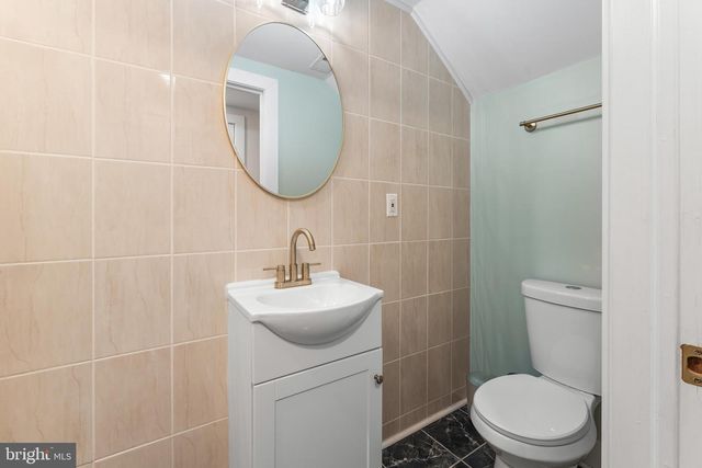 1011 E BIDDLE ST, Baltimore, MD 21202