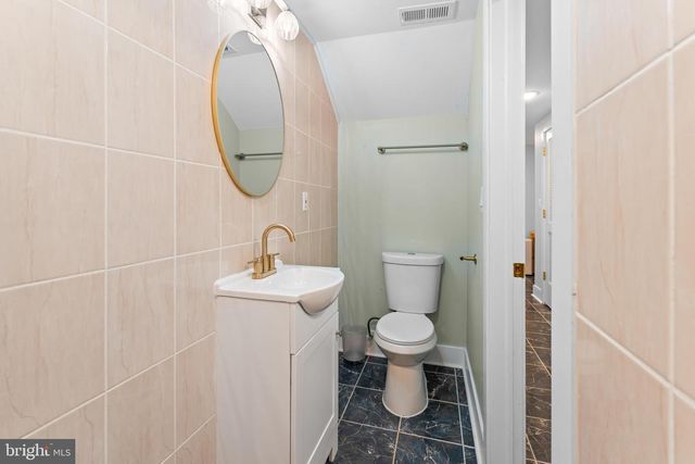 1011 E BIDDLE ST, Baltimore, MD 21202