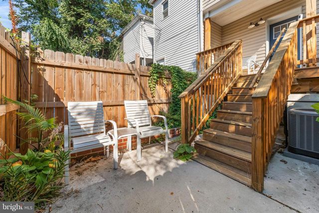 1011 E BIDDLE ST, Baltimore, MD 21202