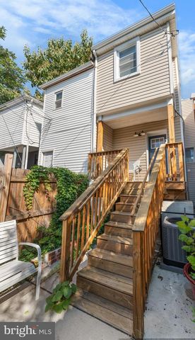 1011 E BIDDLE ST, Baltimore, MD 21202