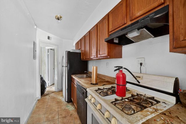 3117 BUENA VISTA TER SE, Washington, DC 20020