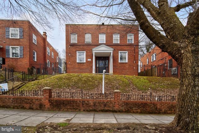 3117 BUENA VISTA TER SE, Washington, DC 20020