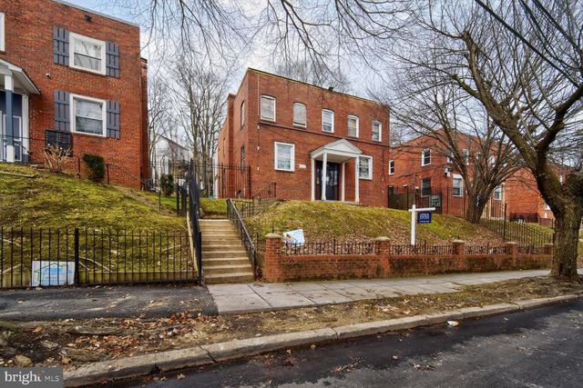 3117 BUENA VISTA TER SE, Washington, DC 20020