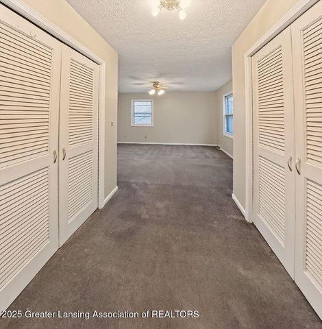 209 Peachtree Place, Mason, MI 48854