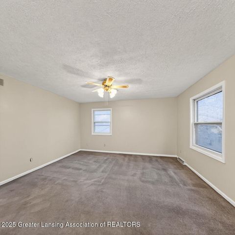 209 Peachtree Place, Mason, MI 48854