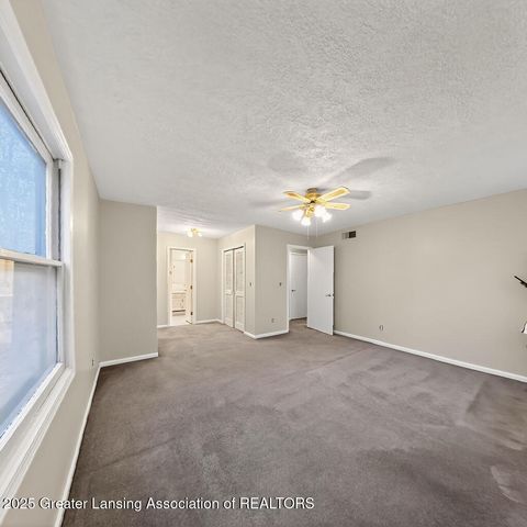 209 Peachtree Place, Mason, MI 48854