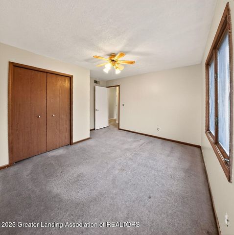 209 Peachtree Place, Mason, MI 48854