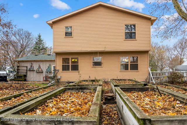209 Peachtree Place, Mason, MI 48854