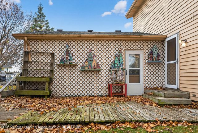 209 Peachtree Place, Mason, MI 48854