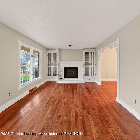 209 Peachtree Place, Mason, MI 48854