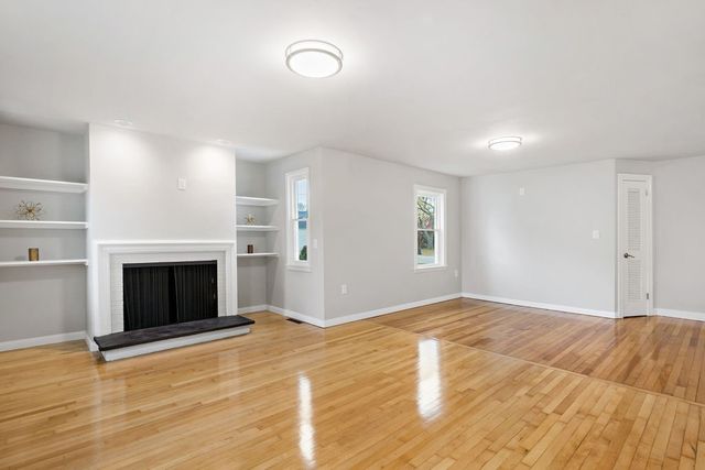 33 Arland Drive, Pawtucket, RI 02861