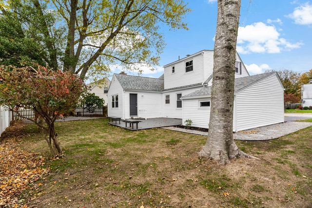 33 Arland Drive, Pawtucket, RI 02861