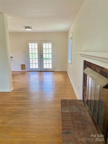 3 Quail Cove Road, Asheville, NC 28804