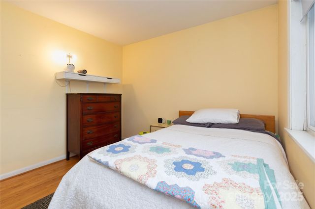 3 Quail Cove Road, Asheville, NC 28804