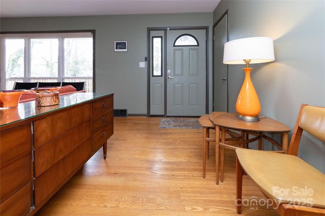 3 Quail Cove Road, Asheville, NC 28804