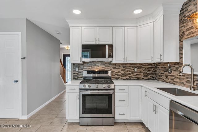 253 Lake Shore Drive, Brick, NJ 08723