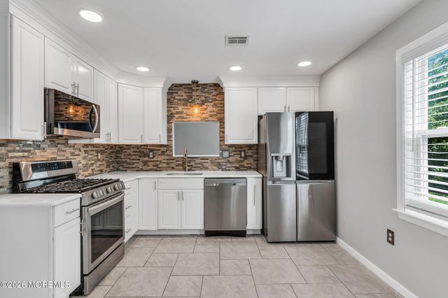 253 Lake Shore Drive, Brick, NJ 08723