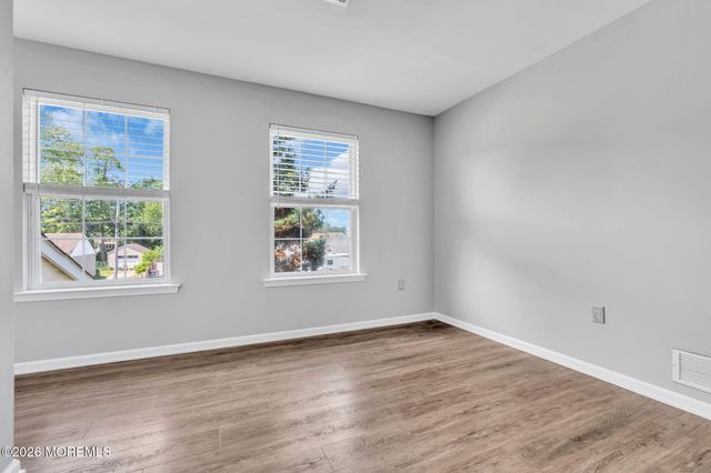 253 Lake Shore Drive, Brick, NJ 08723