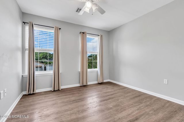 253 Lake Shore Drive, Brick, NJ 08723