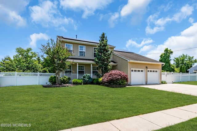253 Lake Shore Drive, Brick, NJ 08723