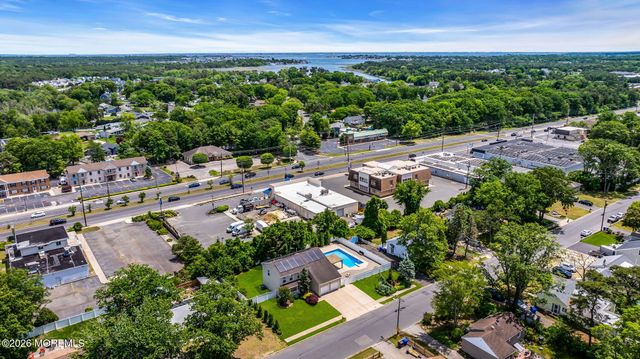 253 Lake Shore Drive, Brick, NJ 08723
