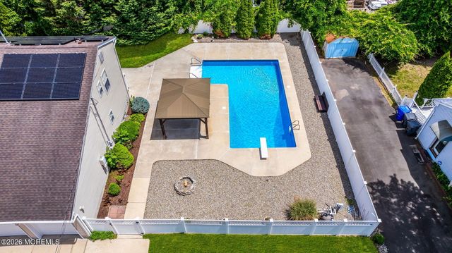 253 Lake Shore Drive, Brick, NJ 08723