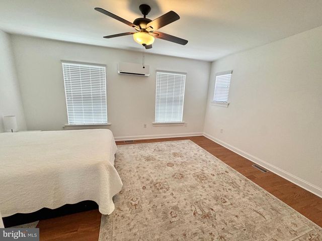 1045 WEST AVE, Springfield, PA 19064