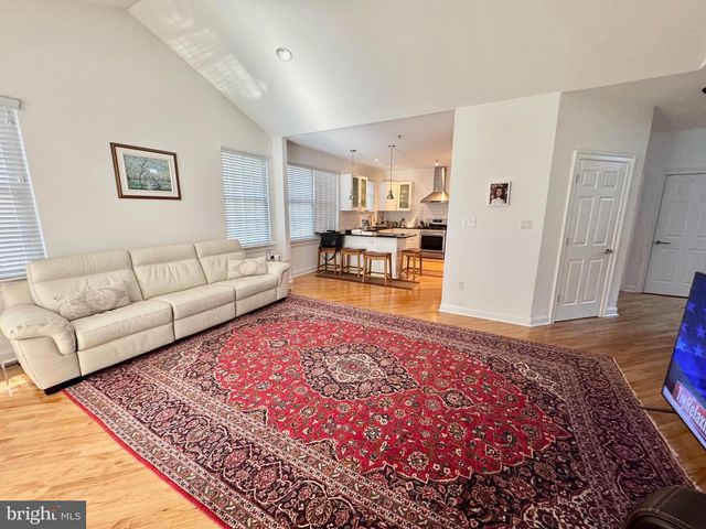 1045 WEST AVE, Springfield, PA 19064