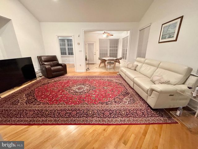 1045 WEST AVE, Springfield, PA 19064