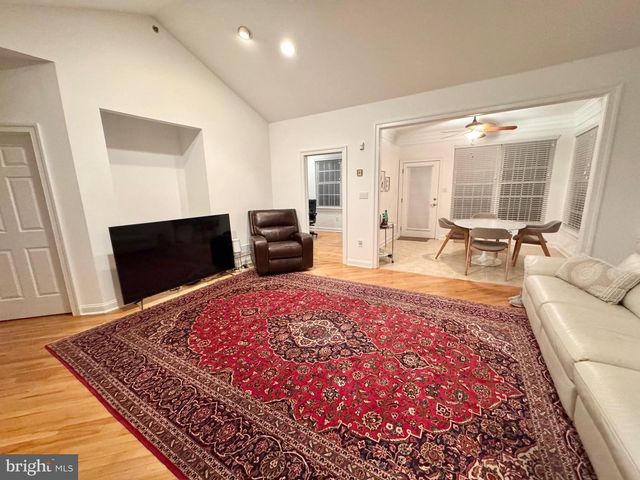 1045 WEST AVE, Springfield, PA 19064