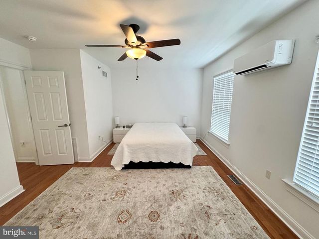 1045 WEST AVE, Springfield, PA 19064