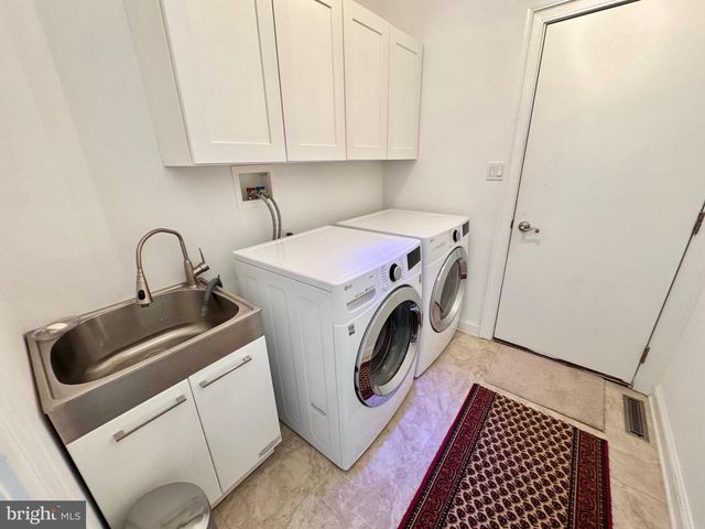 1045 WEST AVE, Springfield, PA 19064