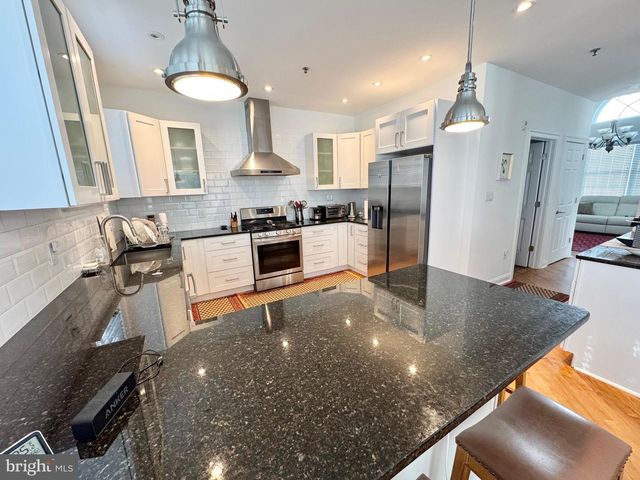 1045 WEST AVE, Springfield, PA 19064