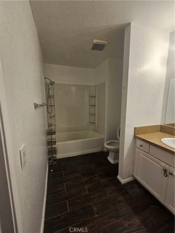 1265 Kendall Drive 2511, San Bernardino, CA 92407